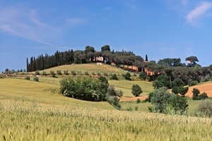 Ski Lodges, Mountain Refuges, Characteristic B&Bs and simply nice places to stay in Italy and the Italian Alps.